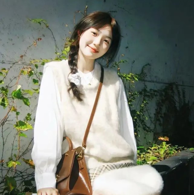 隔楼女孩：我们之间的层距